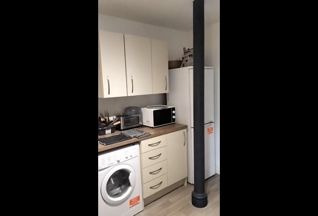 Quite double room in a duplex apartment  Main Photo