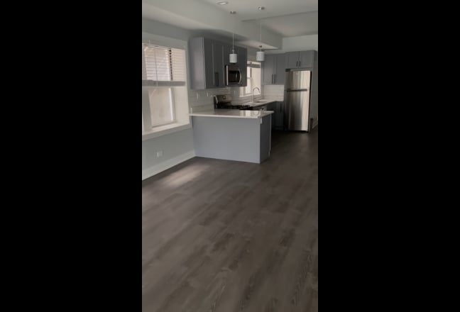 Room for Rent in West Roger’s Park Chicago  Main Photo