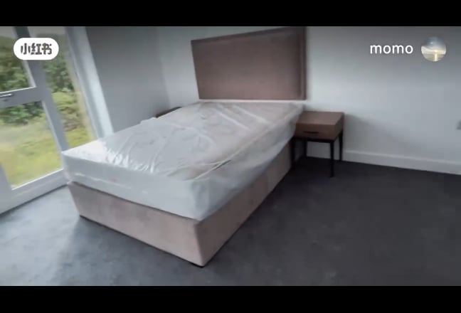 Spacious 2-Bedroom Apartment in Leeds Main Photo