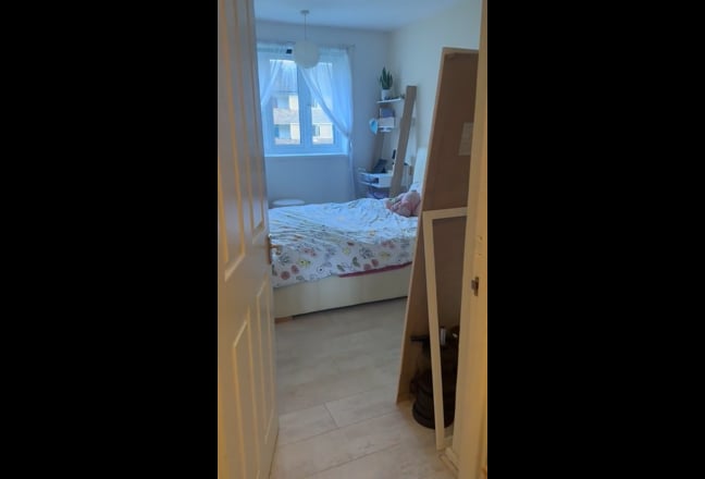 Double room in SE5 Main Photo