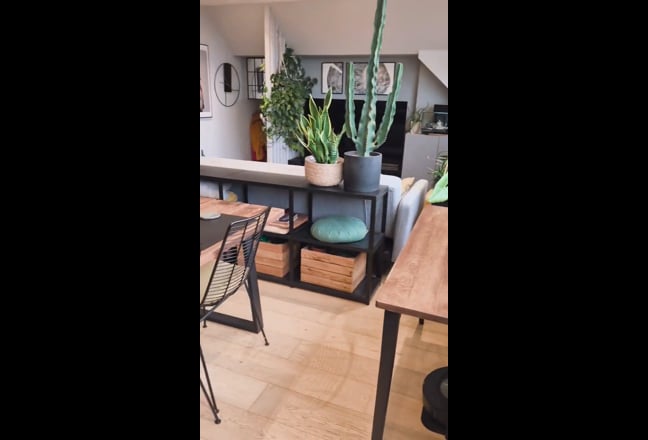 Entire 2-bed, modern, sunny flat in NW2 Main Photo