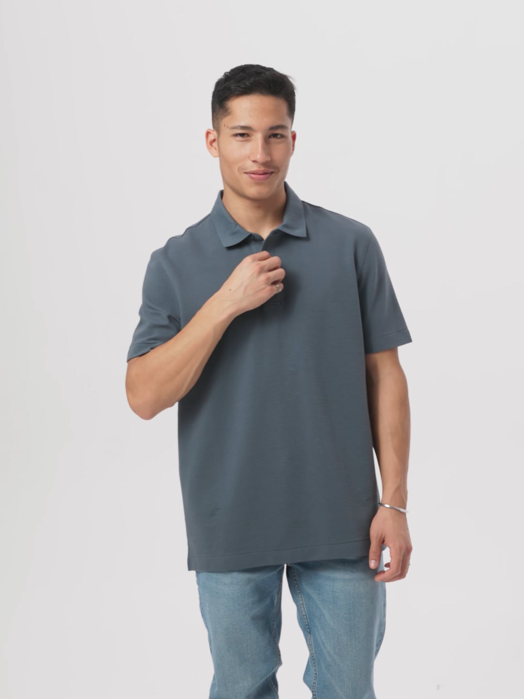 חולצת פולו שרוול קצר