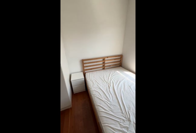 Bright Double, Zone 1, 5 Min Walk to Northern Line Main Photo