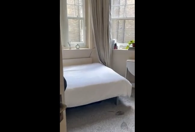 Quiet Sanctuary in Victoria Hub -en suite room Main Photo