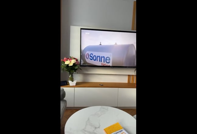 7 min DLR to London Bridge (short term acceptable) Main Photo