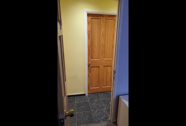 Furnished Single Room Available Main Photo