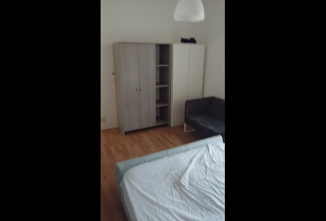 Double Room to share  Main Photo