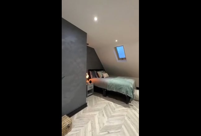 Studio for rent Main Photo