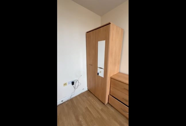 M15 Cozy Bedroom with Private Washroom |1-3 months Main Photo