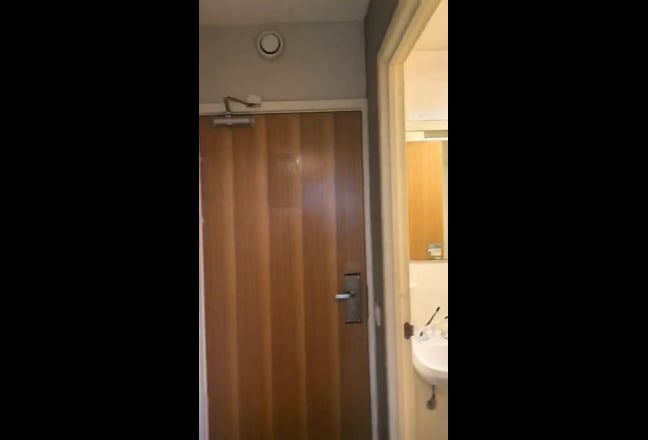 
Prime UCL Living: Steps to Campus & Major Tube Li Main Photo