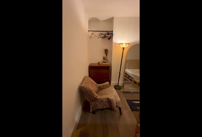 Beautiful & very spacious flat, Chatsworth Road   Main Photo