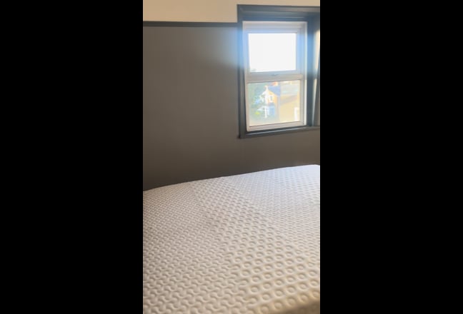 Large Highly Furnished House-Streatham Common Main Photo