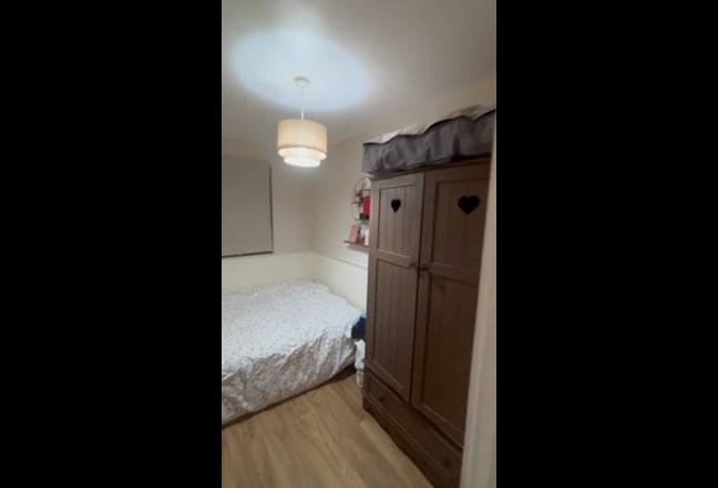 Single/Double Room Available - All Bills Included Main Photo