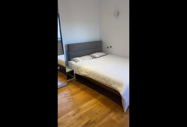 Beautiful Room in Crouch End  Main Photo