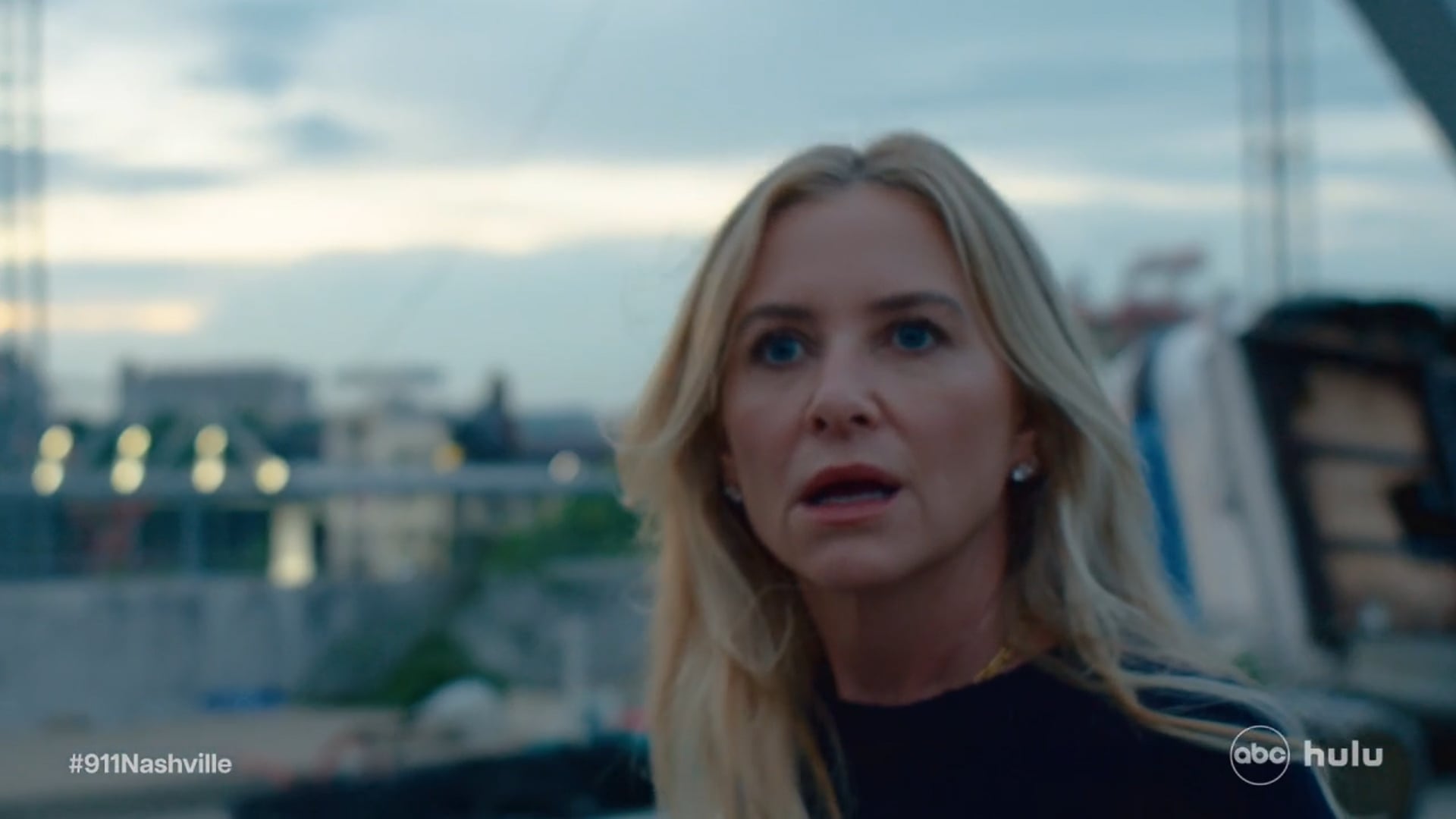 9-1-1 Nashville - Teaser "Crazy Town"