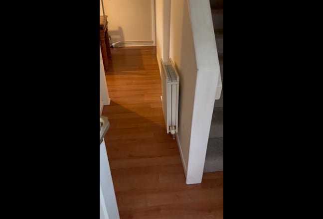 Spacious 4 bedroom property with garden in Clapham Main Photo