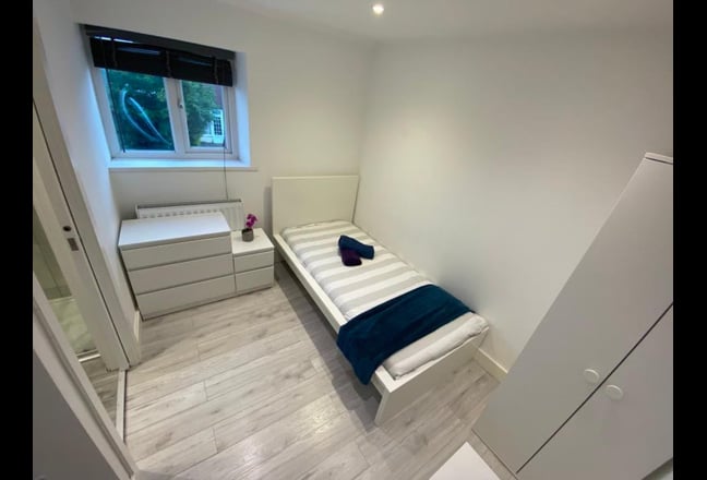 Luxury Double bedroom  Main Photo