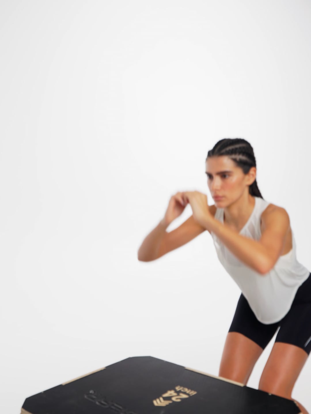 גופיית קרופ בשילוב מאש