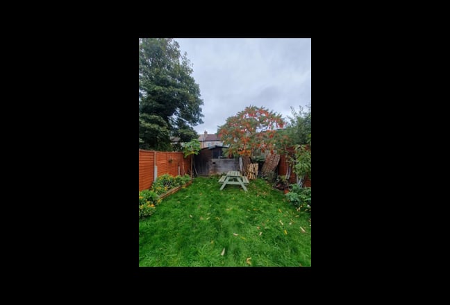 Double Room in E6 Main Photo