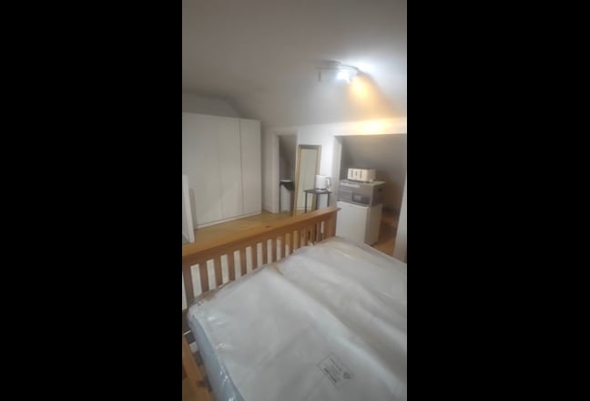 ⚡ All-Inclusive Double Room in Plaistow NOW ⚡ Main Photo