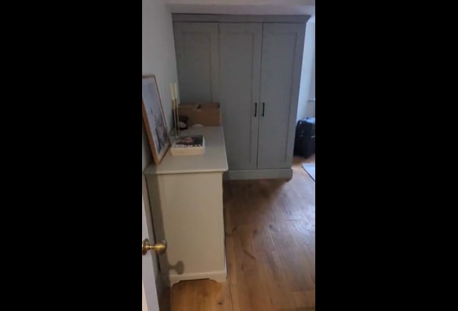 ✨ Double Room with En-Suite in a Lovely 2-Bed Home Main Photo