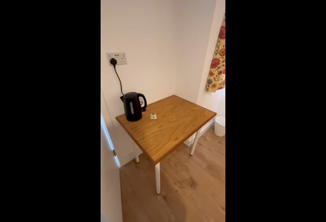 En-suite Double Room for Rent in Wembley, HA0 1HP Main Photo