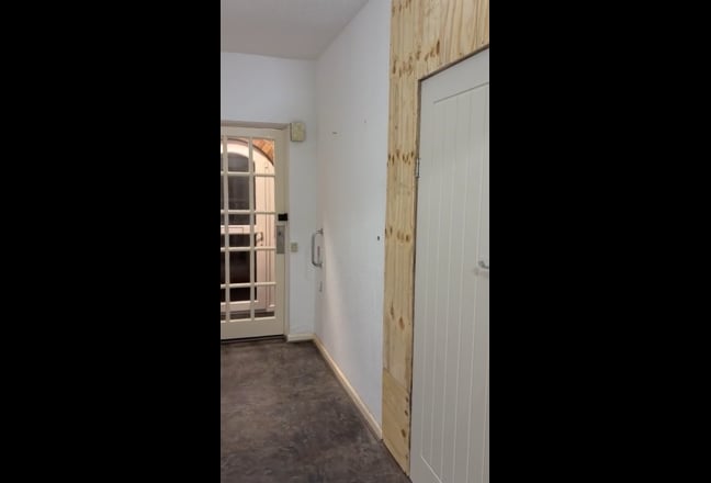 Furnished En-suite Rooms near Airport & Hospital Main Photo