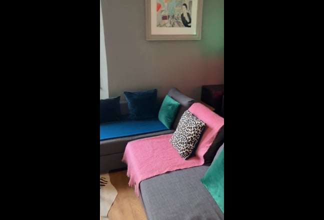 Vibrant central location near beach  Main Photo