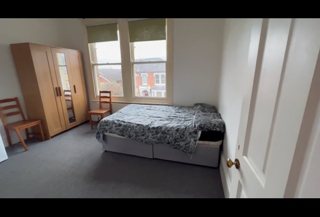 All Bills Inclusive S/C Large Studio In Barnet Main Photo