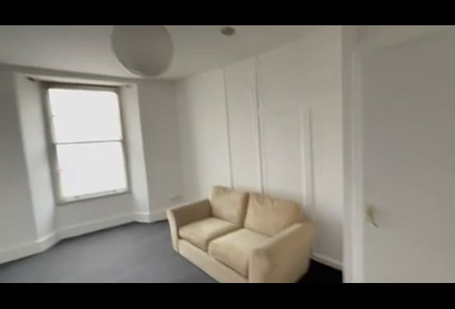 2/3   Bedroom Flat in Deptford to let  Main Photo