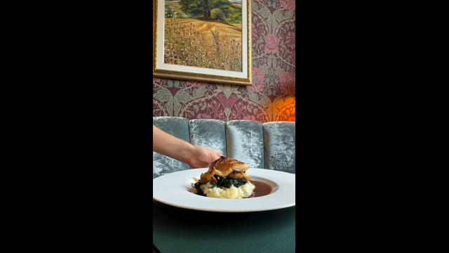 Restaurant Cherne - Klicken, um das Video zu öffnen