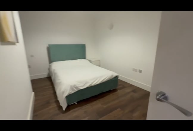 1 Bed Ground Flat In A New Build In Whitechapel. Main Photo