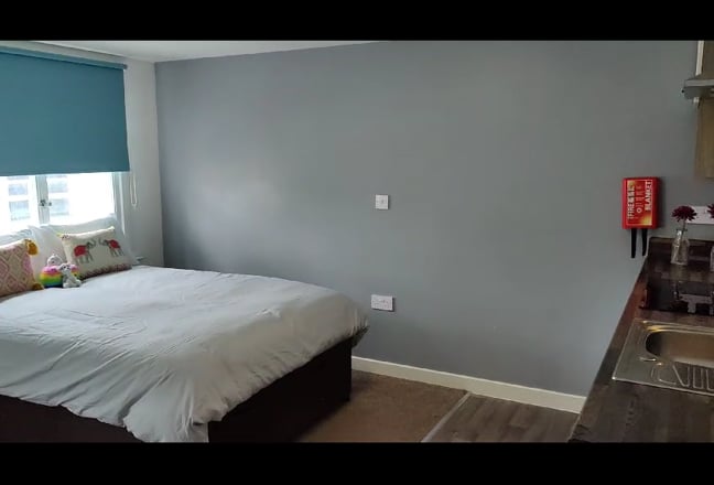 Spacious City Centre Studio – Market Square Main Photo