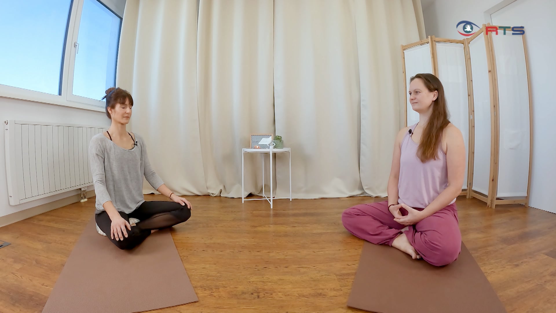 yoga-fuer-die-gesundheit-uebungen-mit-magdalena-grain