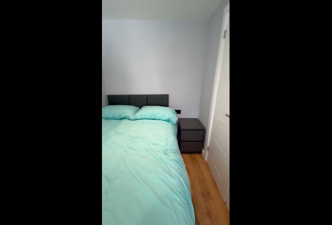 Brand New Studio with private bathroom & kitchene Main Photo