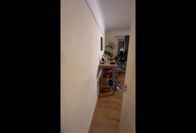 Spacious Double Room Perfect for Single or Couple Main Photo