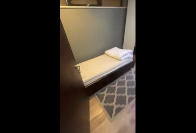 A lovely double bedroom available in Abbeywood  Main Photo