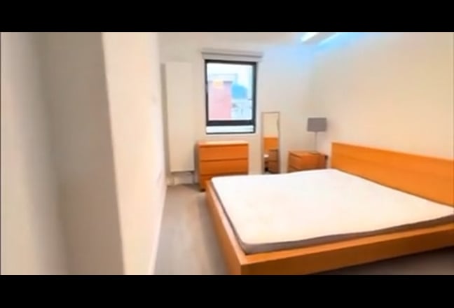 King bed room for for rent  Main Photo