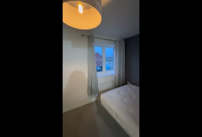 🏠Lovely double room with private bathroom🏠 Main Photo