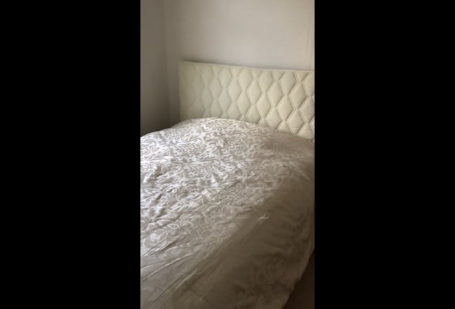 Room with its own bathroom and kitchen  Main Photo