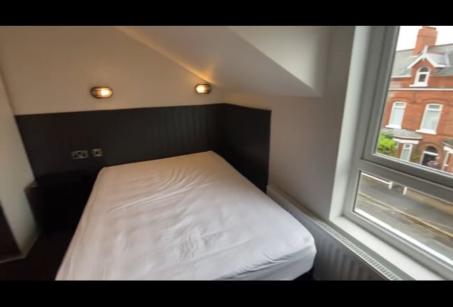 Luxury Double Room - Ravenhill Avenue Main Photo