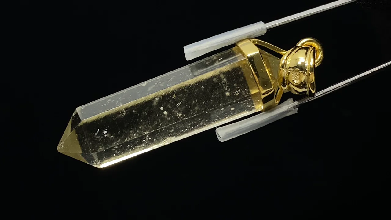 動画】【1点もの】リビアングラス ダブルポイント ペンダントトップ