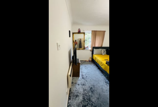 Double room suitable for a professional  Main Photo