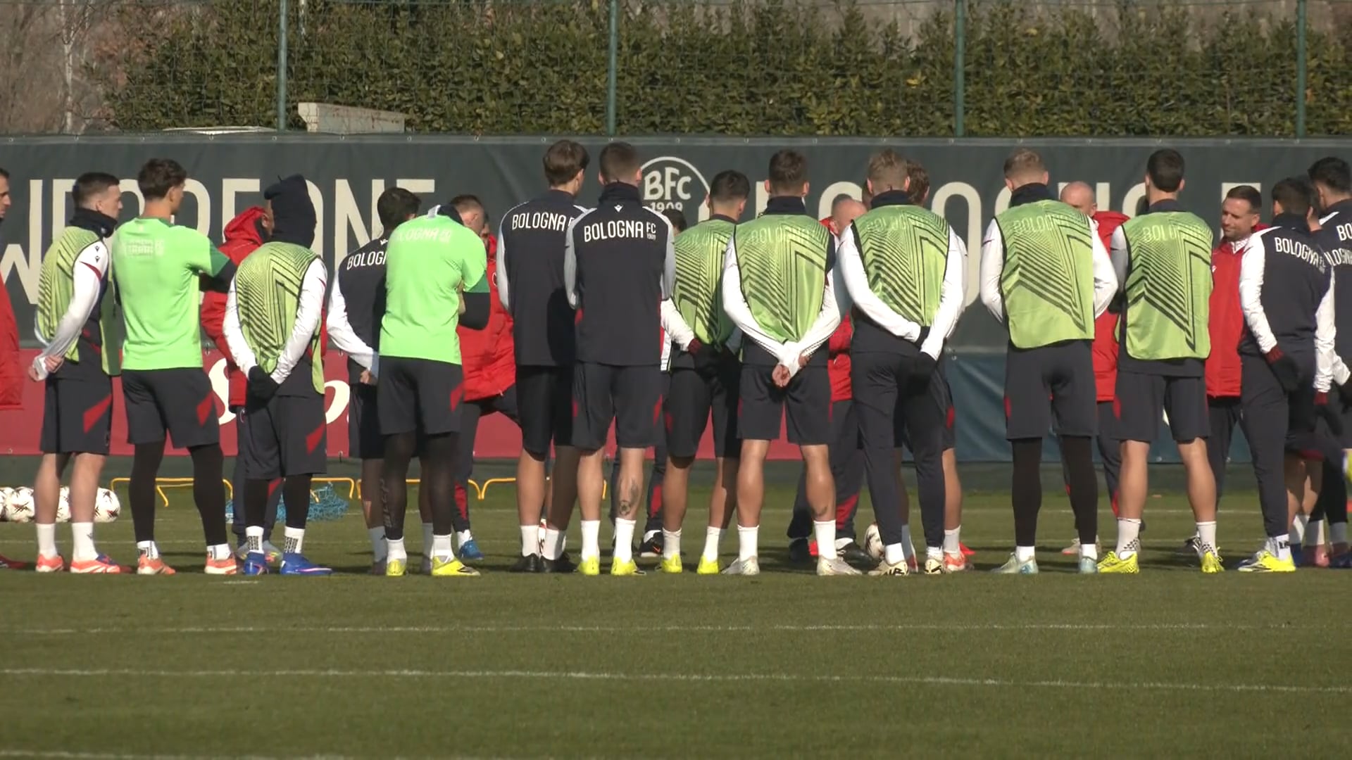 Il Bologna a caccia di punti in quel di Genova