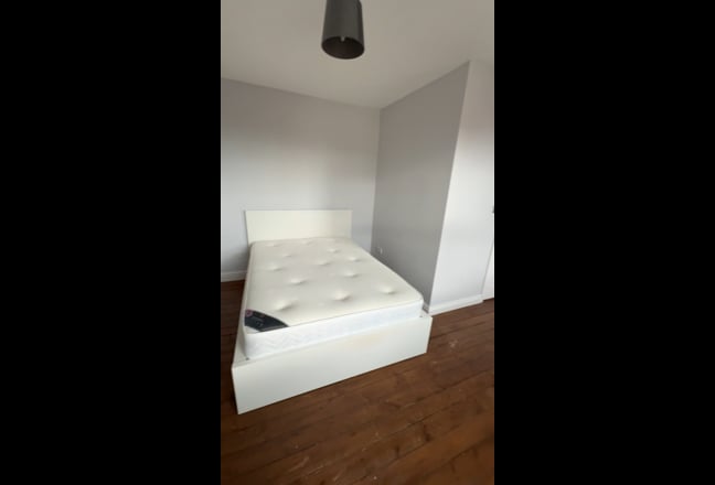 Furnished Double Room All Bills Included 📍 Main Photo