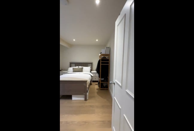 2 bed, 2 bathroom apartment in Chelsea/Earls Court Main Photo