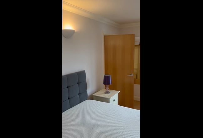 Large Penthouse Flat in Great Location Main Photo