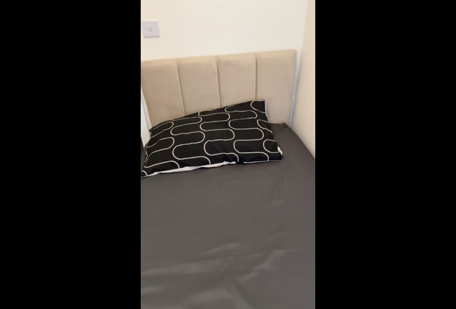 Single Room Main Photo