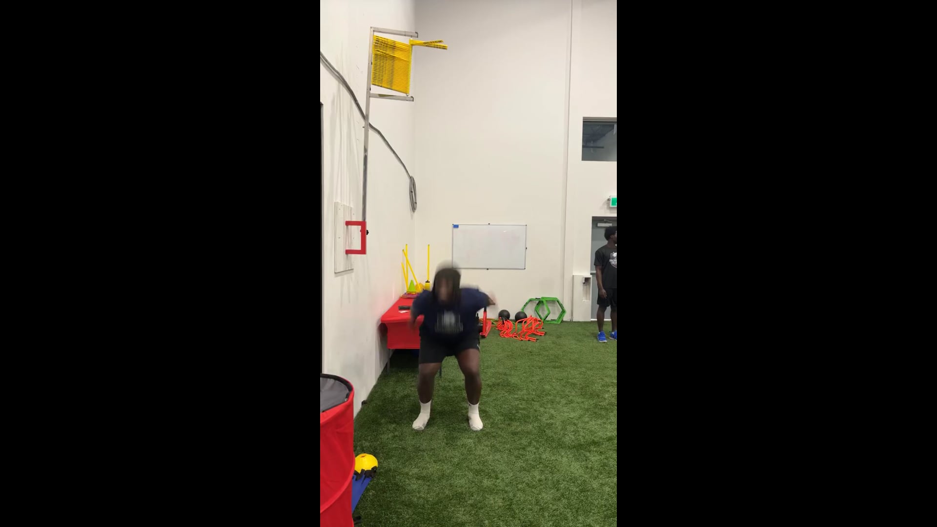 Watch emmanuel cazeau-wagnac's Vertical Jump: 20.5 inches