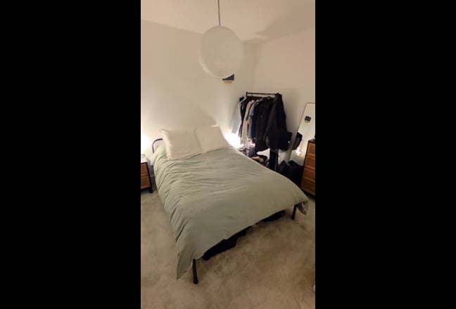 Double bedroom, 2 minute walk from Wandsworth Town Main Photo